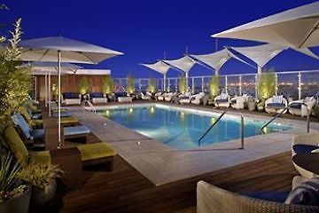 Avia Long Beach Luaran gambar